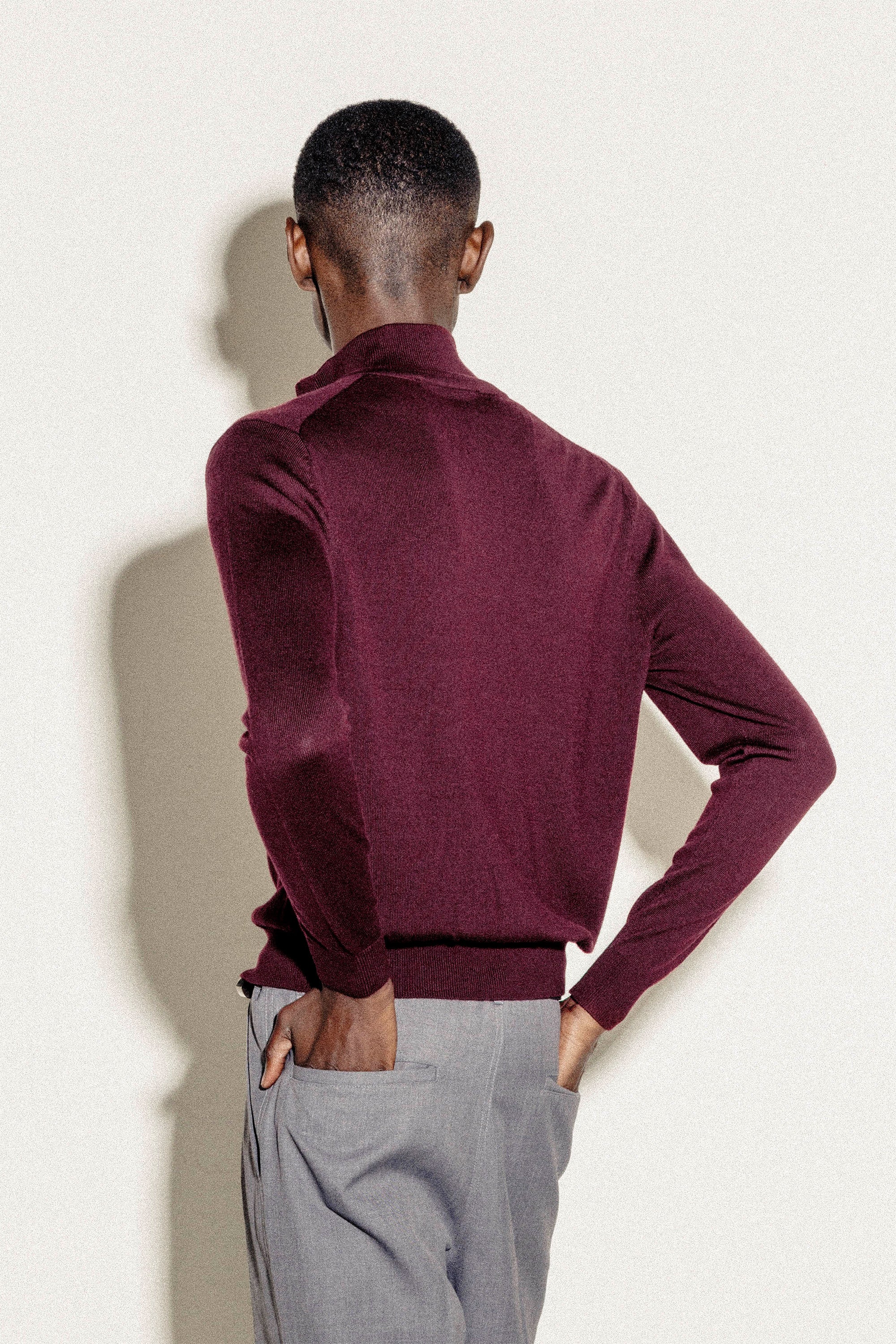 Hawke Slim Zip Vest | Burgundy - Image 3