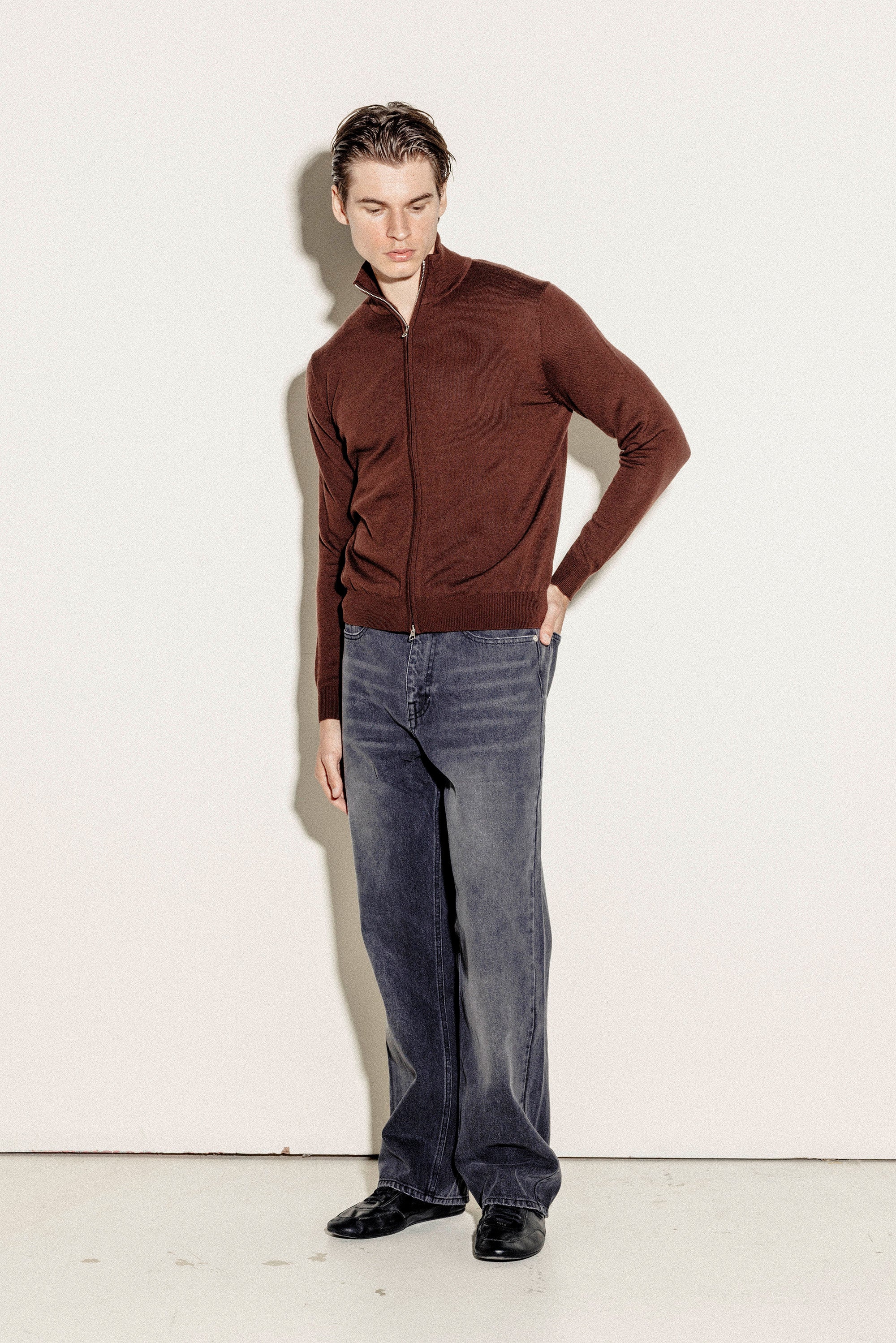 Hawke Slim Zip Vest | Dark Brown - Image 4