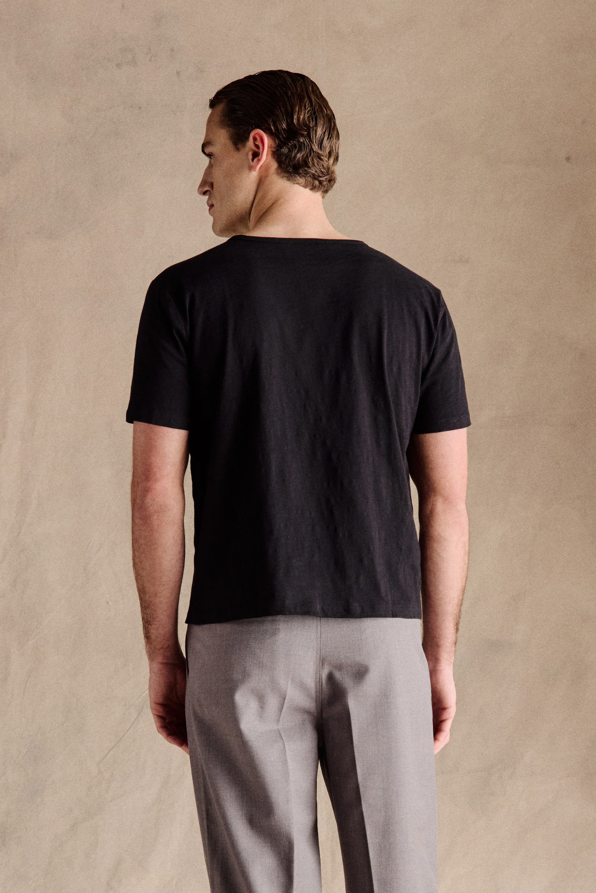 Steve Slub Cotton Tee | Black - Image 3