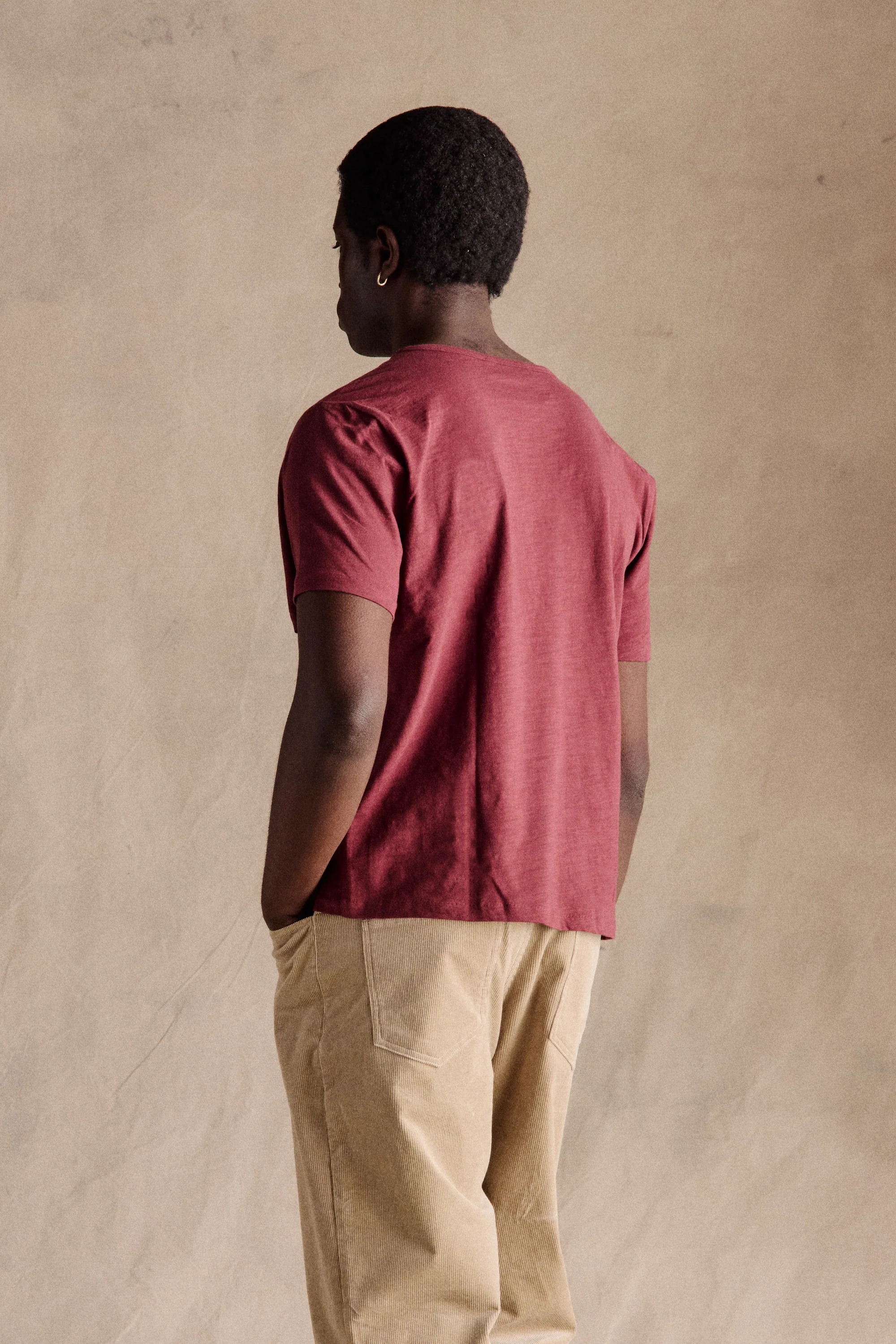 Steve Slub Cotton Tee | Burgundy - Image 3