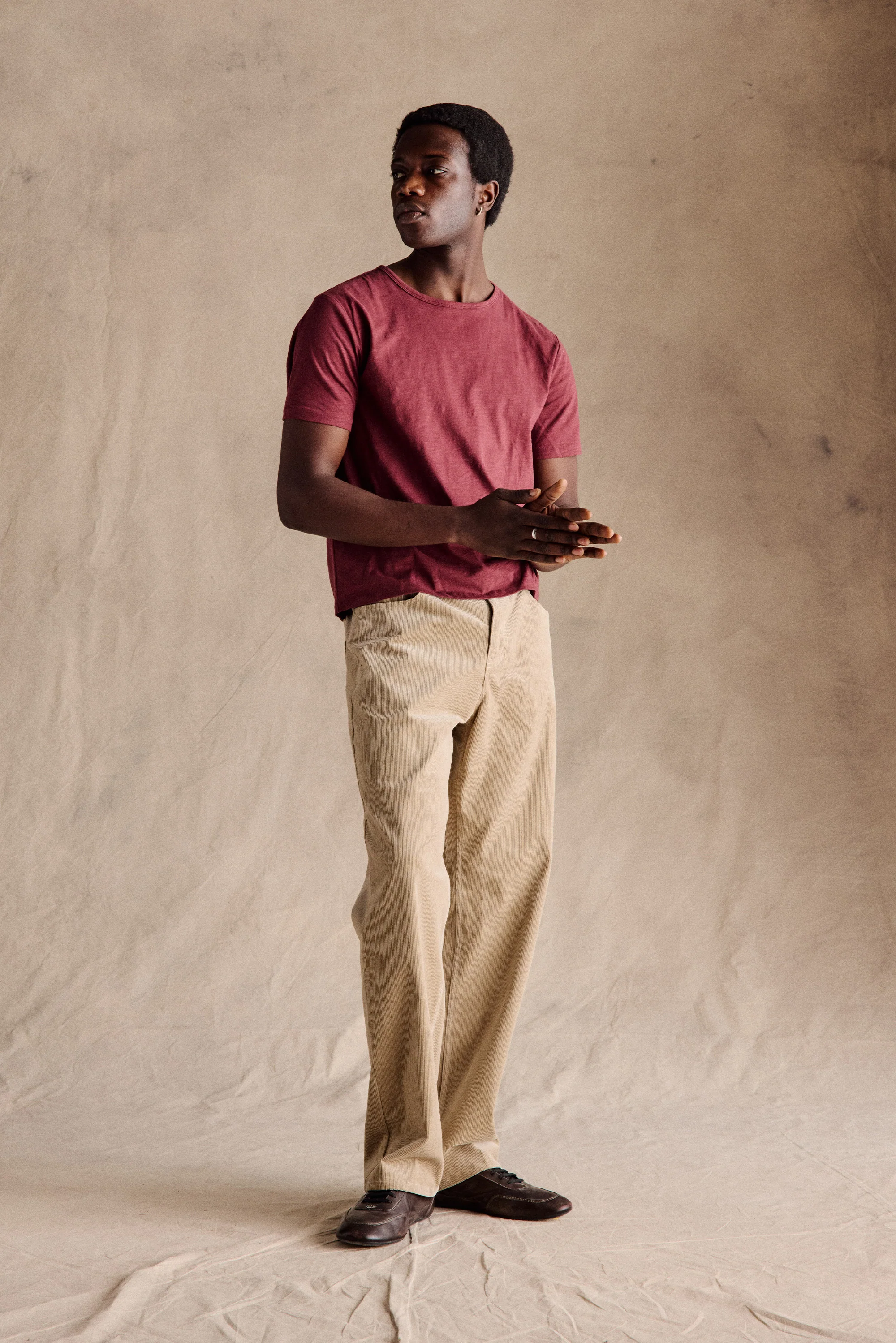 Steve Slub Cotton Tee | Burgundy - Image 4