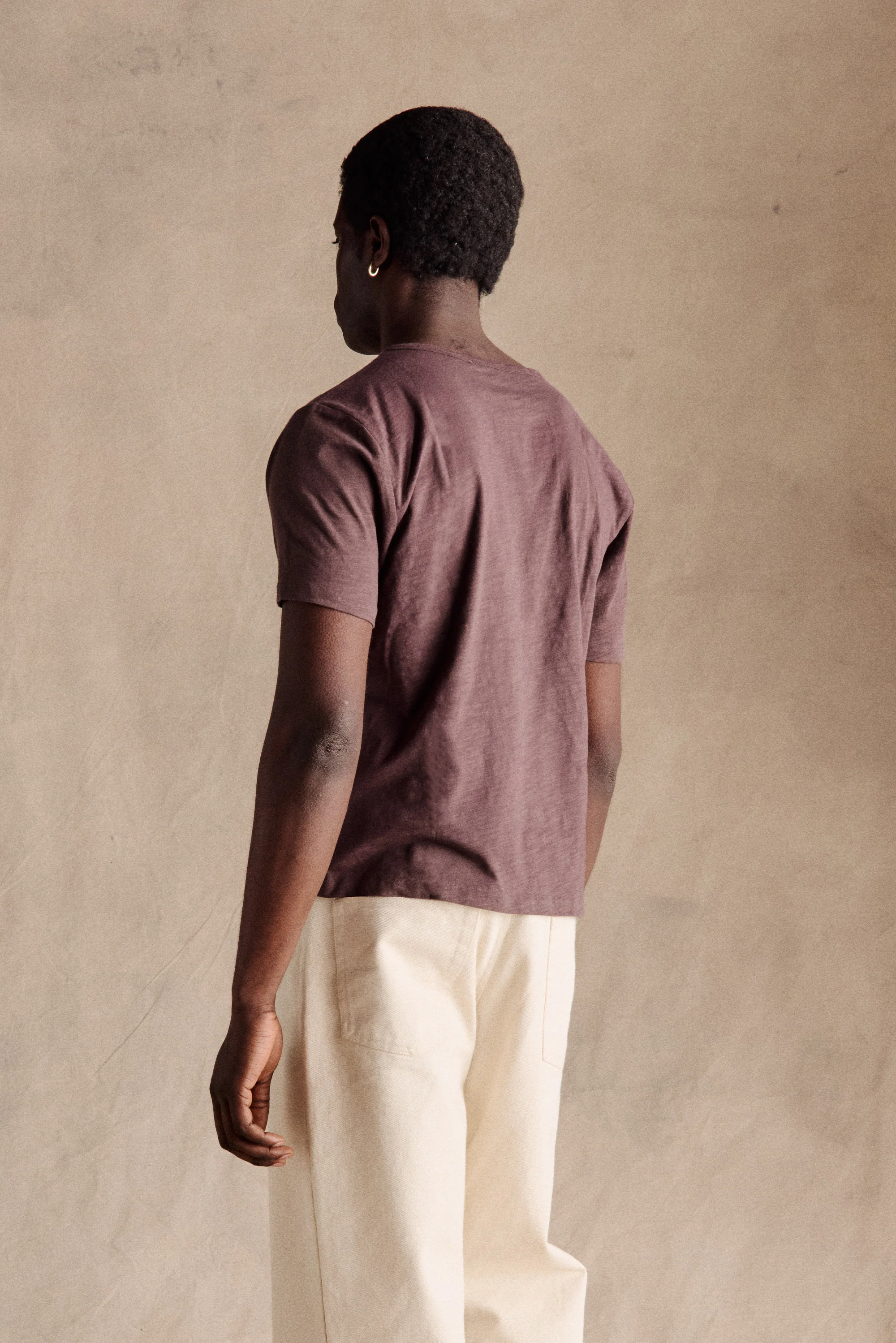 Steve Slub Cotton Tee | Dark Brown - Image 3