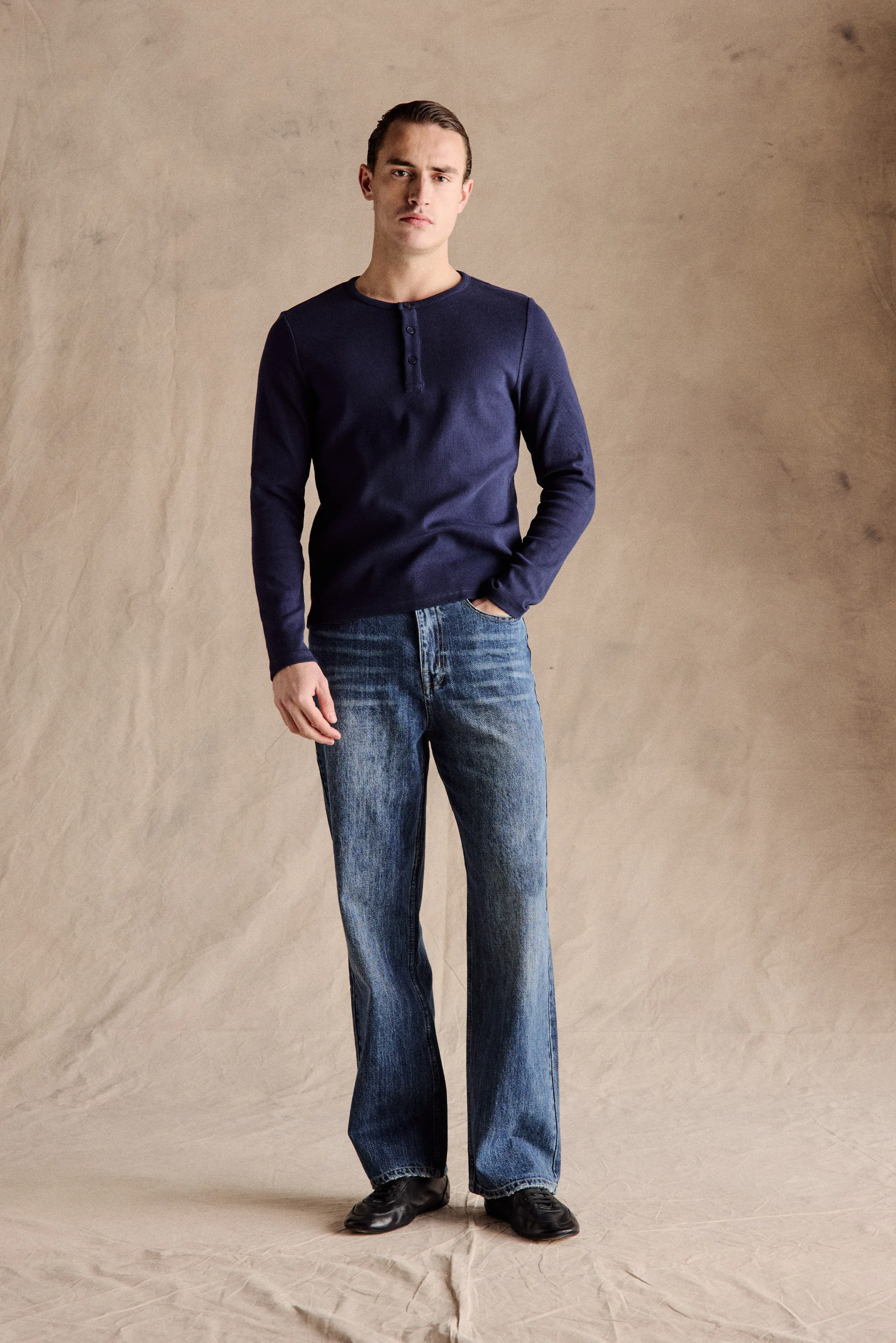 Carol Relaxed Straight Leg Jeans | Dark Blue - Image 4
