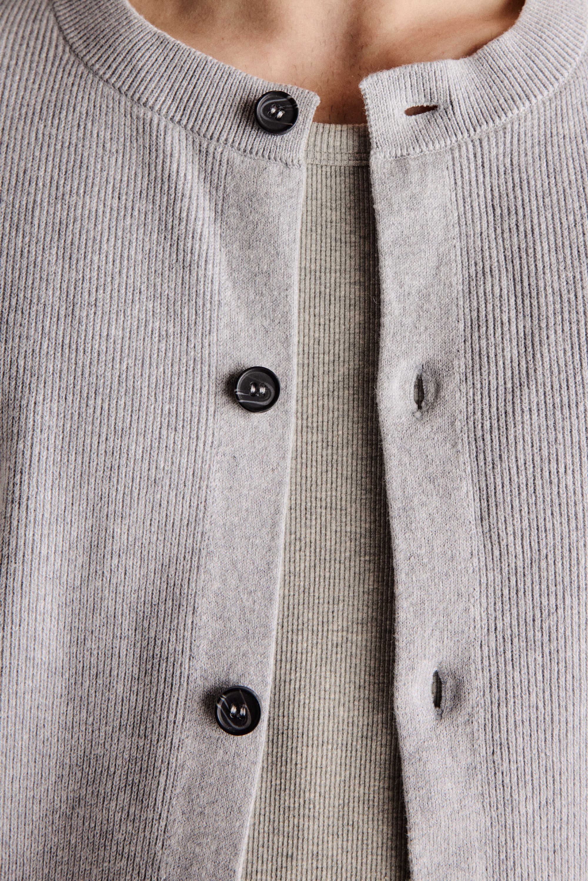 Hudson Crew Neck Cardigan | Grey - Image 5
